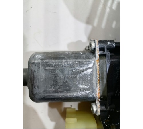 Стеклоподъемник двери передний левый