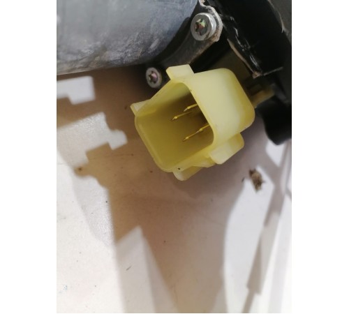 Стеклоподъемник двери передний левый