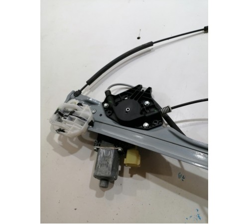 Стеклоподъемник двери передний левый