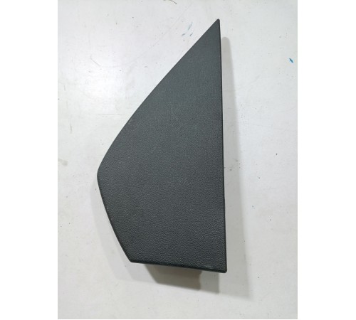 Боковая накладка торпеды левая