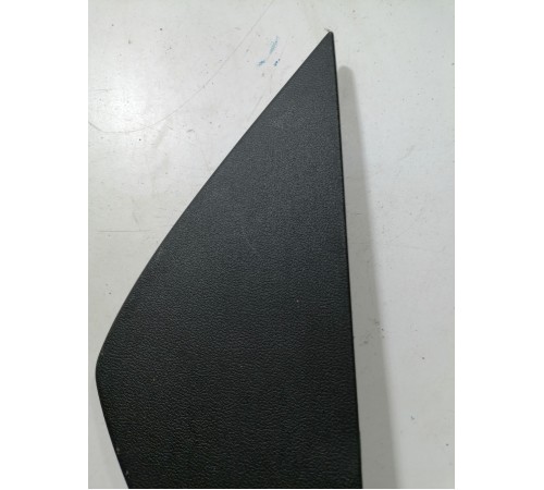 Боковая накладка торпеды левая