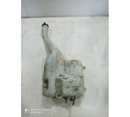 Бачок омывателя лобового стекла