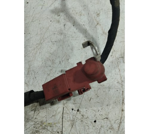 Клемма аккумулятора