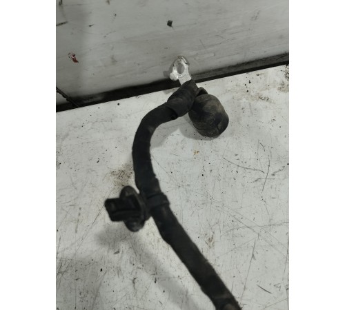 Клемма аккумулятора