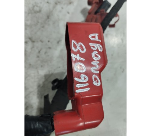 Клемма аккумулятора