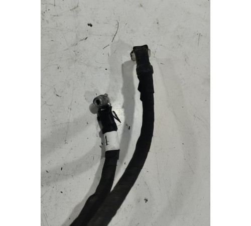 Клемма аккумулятора