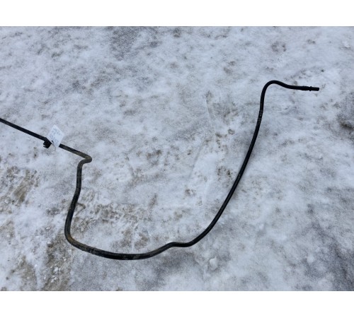 Трубка топливная