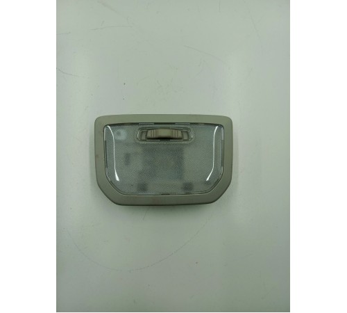 Плафон внутреннего освещения салона задний