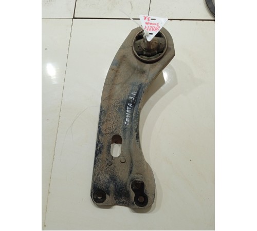 Рычаг подвески(задний левый)