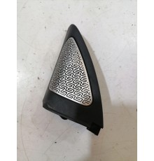 Угол двери передний левый внутренний с динамиком