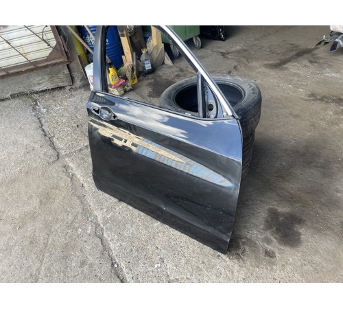 Дверь (передняя, правая)