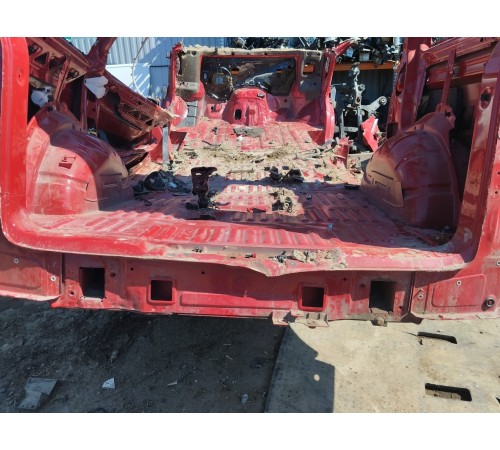 Задняя панель кузова