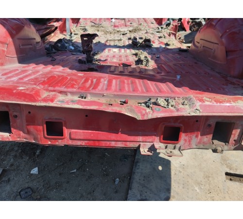 Задняя панель кузова