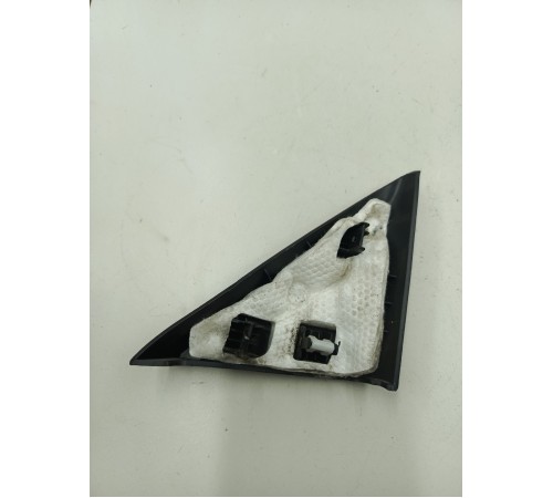 Накладка уголок двери передняя левая