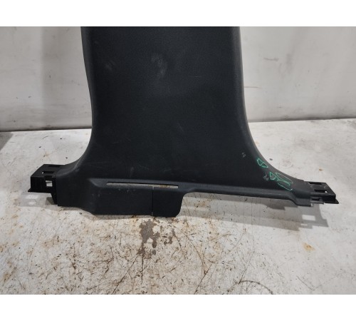 Обшивка центральной стойки левая нижняя