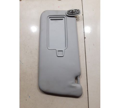 Солнцезащитный козырёк (левый)