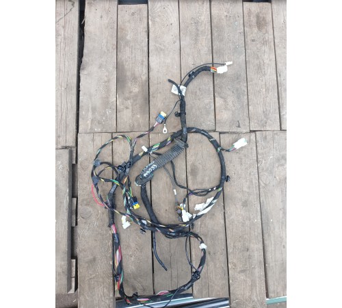 Электропроводка крышки багажника