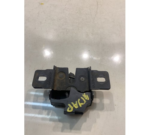 Замок задних сидений