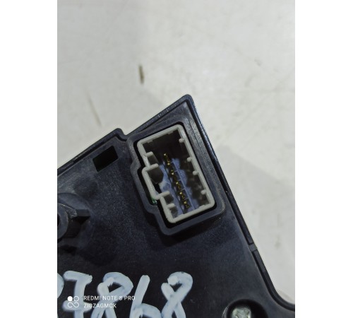 Кнопки руля многофункциональные левые