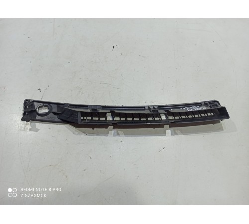 Воздушный дефлектор лобового стекла левый