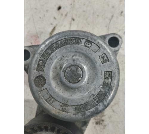 Ролик натяжителя