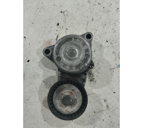 Ролик натяжителя