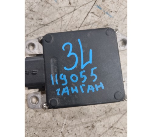 Датчик слепых зон задний левый