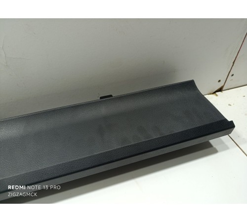 Панель пола багажника