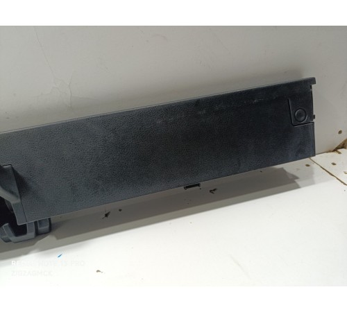 Панель пола багажника