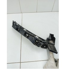 Кронштейн переднего бампера правый верхний