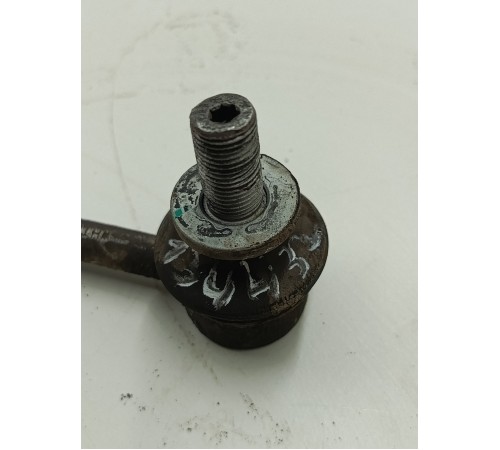 Стойка стабилизатора задняя 