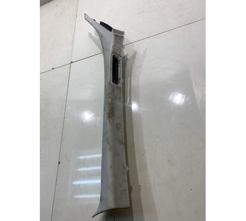 Обшивка стойки (передняя, левая)