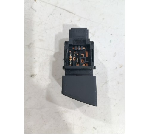 Кнопка аварийной сигнализации