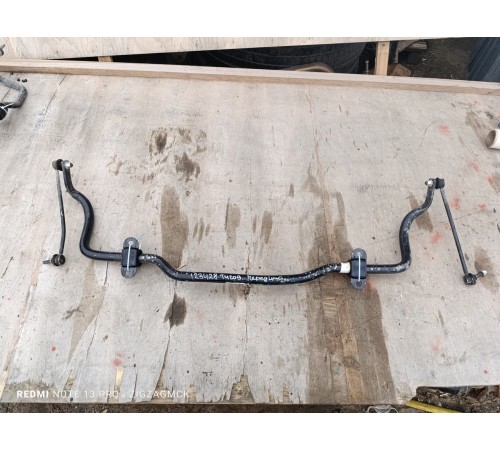 Стабилизатор поперечной устойчивости передний