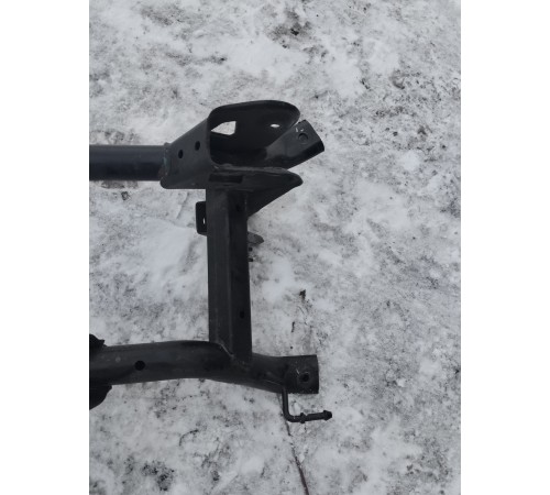 Балка подвески задняя (подрамник)