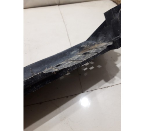 Кронштейн(крепление) радиатора нижний