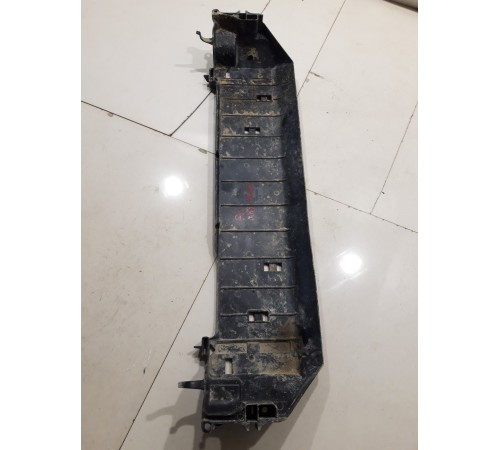 Кронштейн(крепление) радиатора нижний