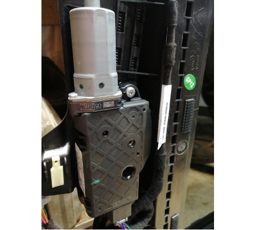 Моторчик люка