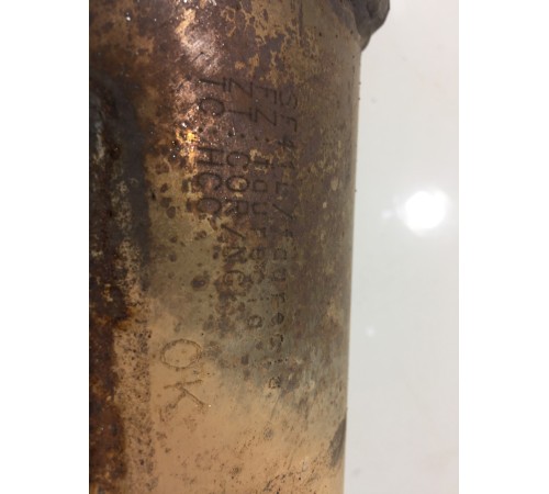 Левый выпускной коллектор (без катализатора)