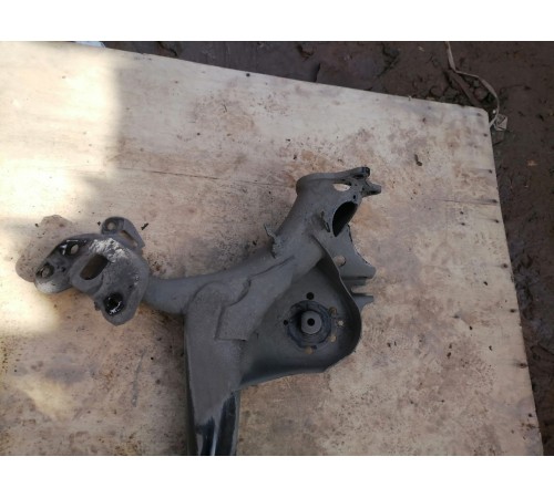 Балка задняя