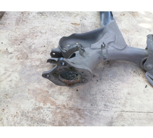 Балка задняя