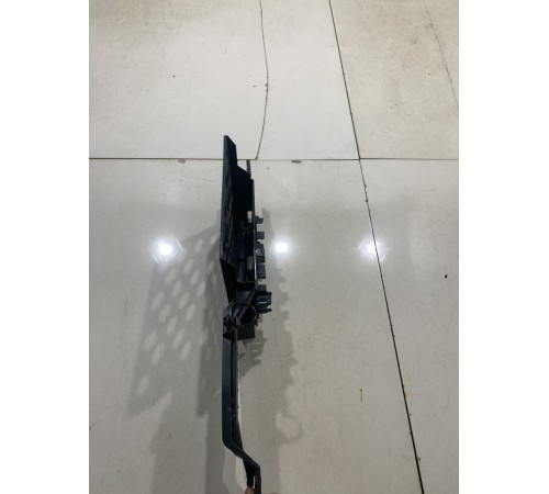 Кронштейн(крепление) салона