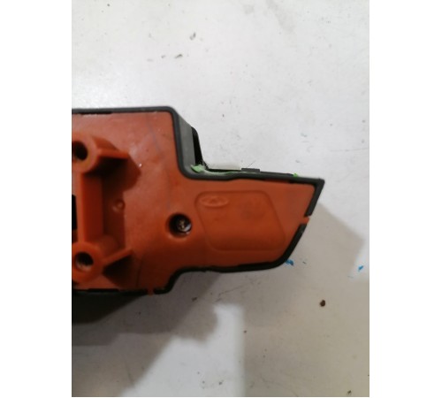 Блок кнопок центральной консоли многофункциональных