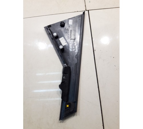 Накладка двери (задняя, левая, наружняя)