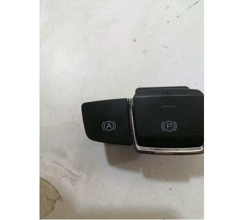 Блок кнопок центральной консоли многофункциональных