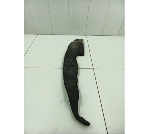 Пыльник крыла передний правый