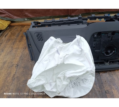 Торпедо, панель салона