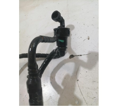 Трубка абсорбера топливных паров