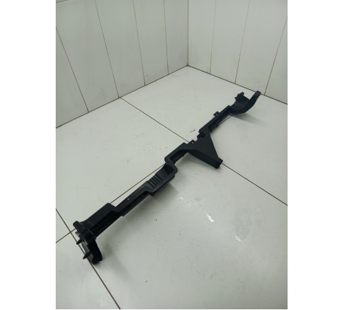 Кронштейн полки багажника левый