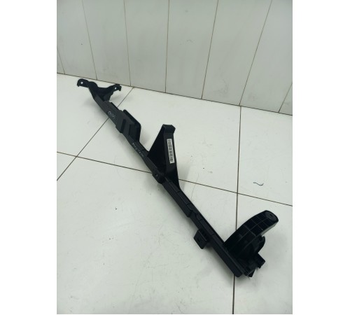 Кронштейн полки багажника левый